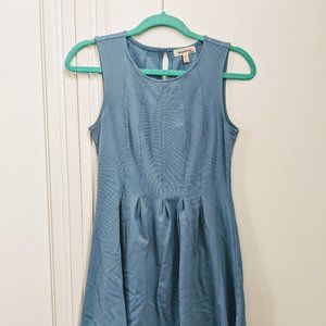Monteau Light Blue Above-the-Knee Stretch Summer Dress With Pleats - EUC Size M